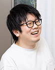 黒河 健 氏