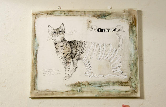 ｢チェシャ猫」をモチーフとした書下ろしのイラスト