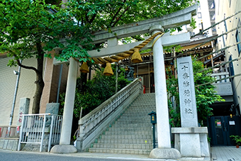 麻布十番駅「十番稲荷神社」