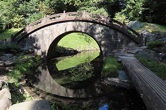 後楽園駅「小石川後楽園」