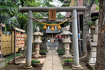 高円寺氷川神社／気象神社