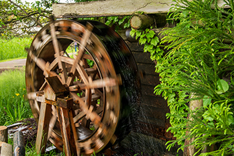 片倉駅「片倉城跡公園」