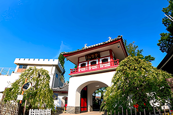 中野坂上駅「成願寺」