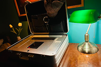 新富町駅「イマーシブ脱出ゲーム・MRX魔王の日曜日・東銀座店」