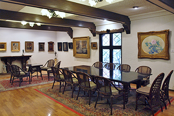 八日市場駅「松山庭園美術館」