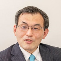 大井 達雄 氏
